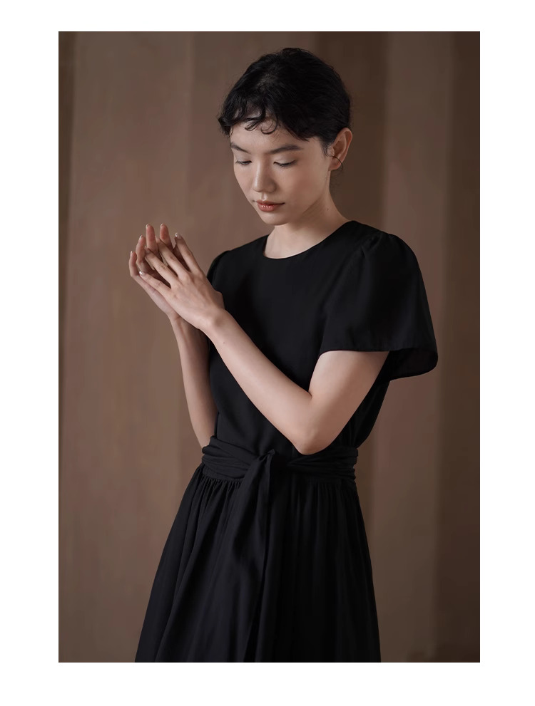 浪漫蓬鬆直筒高腰分割寬腰帶設計圓領通勤顯瘦洋裝女