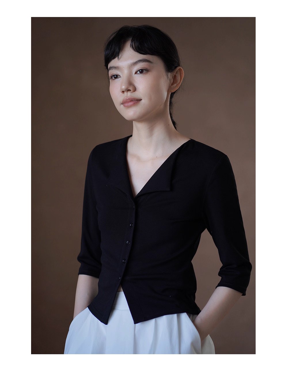 品質通勤雙面織布V領氣質上衣遮肉中袖合身彈性顯瘦T恤