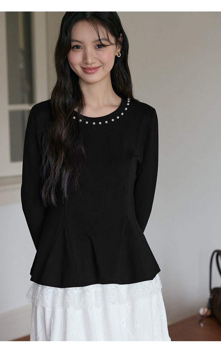 大尺碼黑色長袖T桖女秋季內搭釘珠打底衫