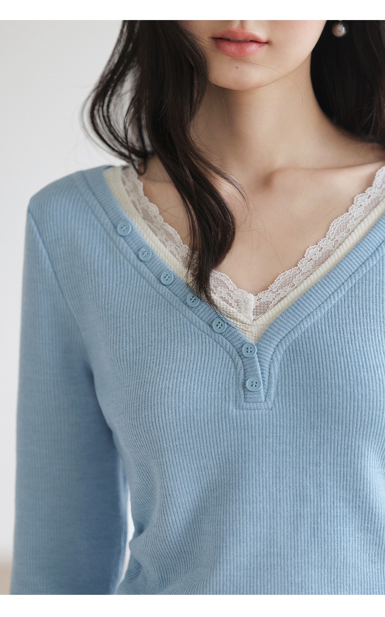 大尺碼蕾絲拼接V領針織衫女秋裝假兩件上衣