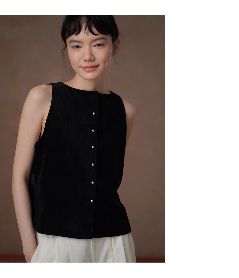 單穿疊穿都精彩柔光高密絲絨馬甲復古金扣合身顯瘦外套