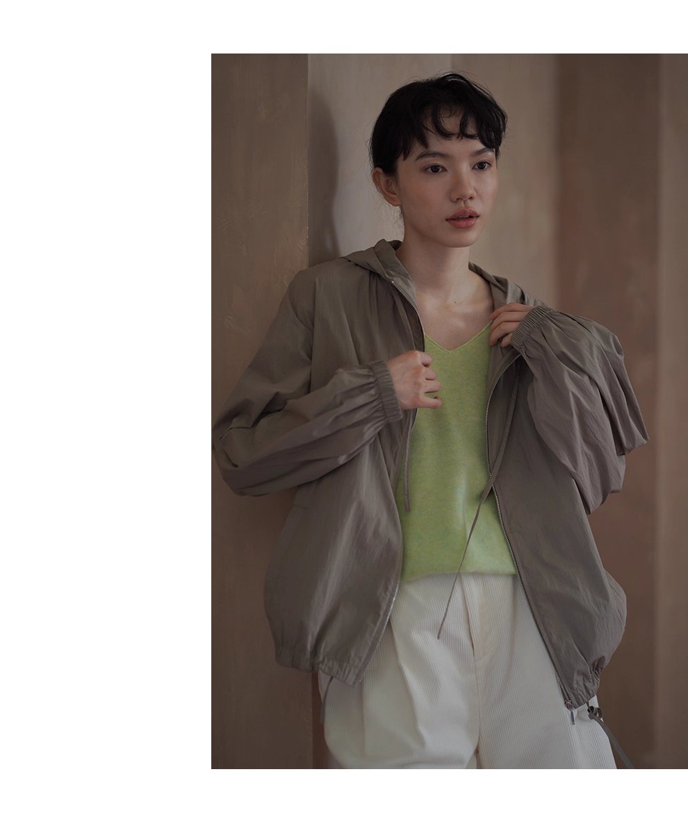 健行溯溪無負擔輕戶外透氣寬鬆H版型顯瘦連帽沖風衣外套