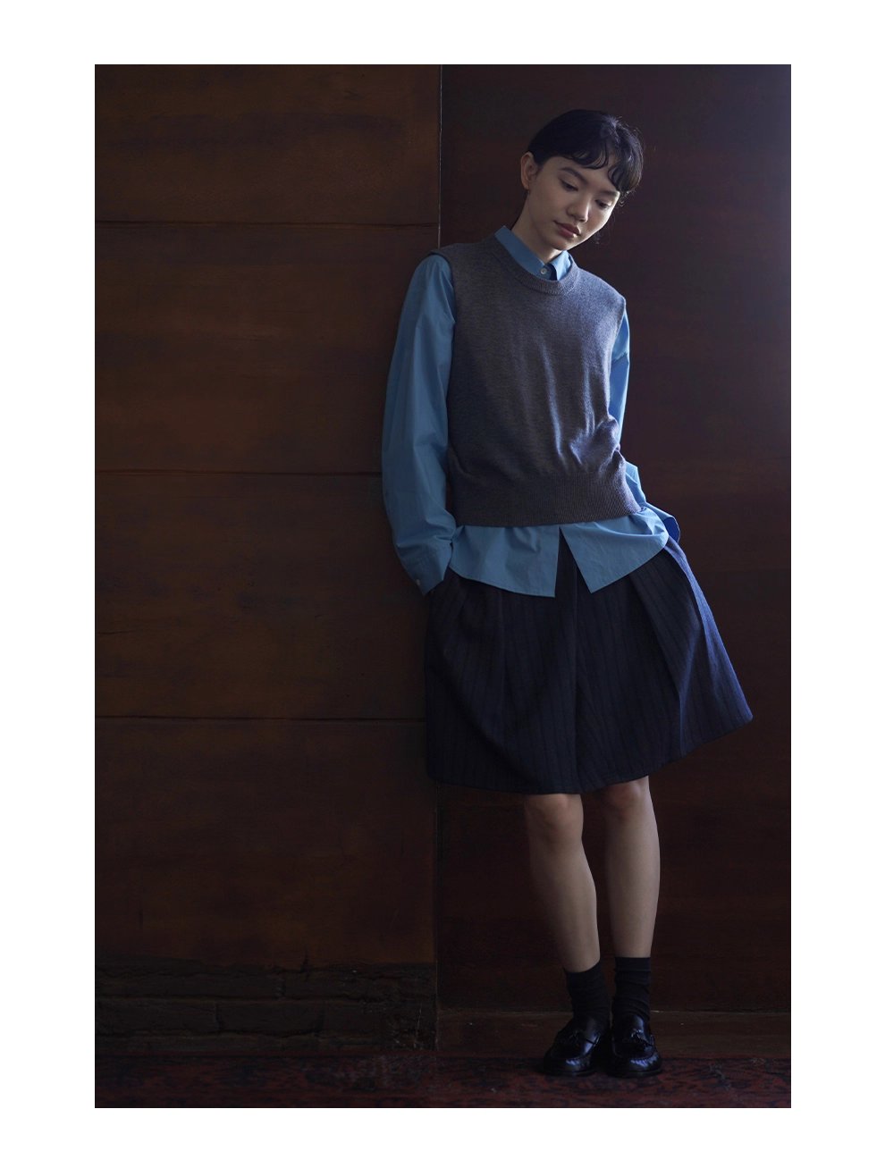 品質暗條紋肌理感斜門襟中長百褶高腰顯瘦學院風半身裙