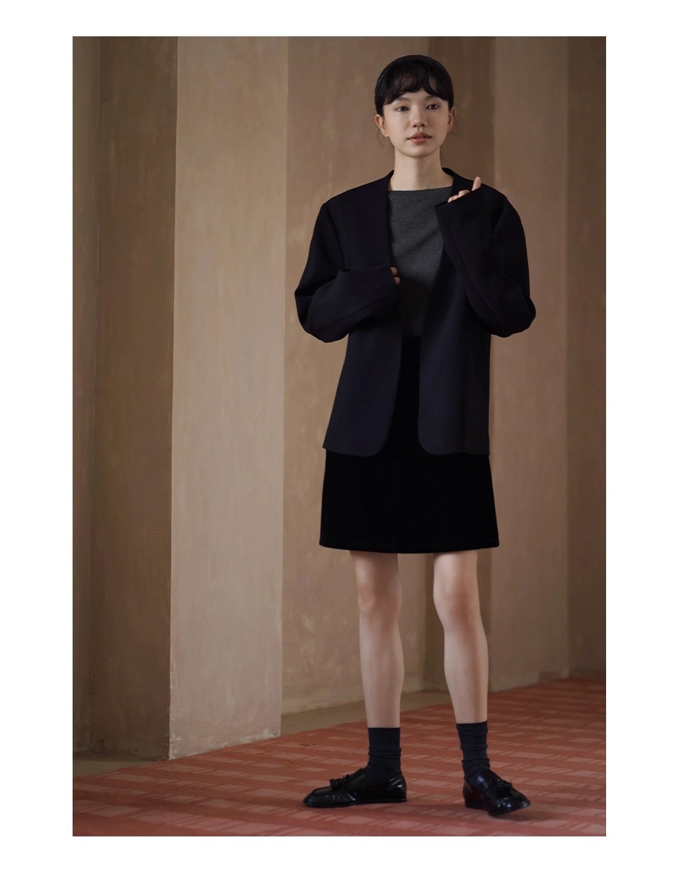 簡約時尚知識分子西裝寬鬆輪廓顯瘦V領高智感氣場外套女
