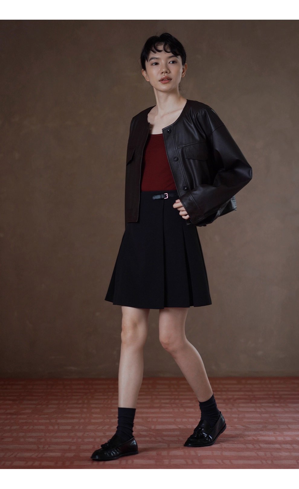 復古回潮細膩軟糯圓領廓形寬鬆顯瘦短款小個子皮衣夾克