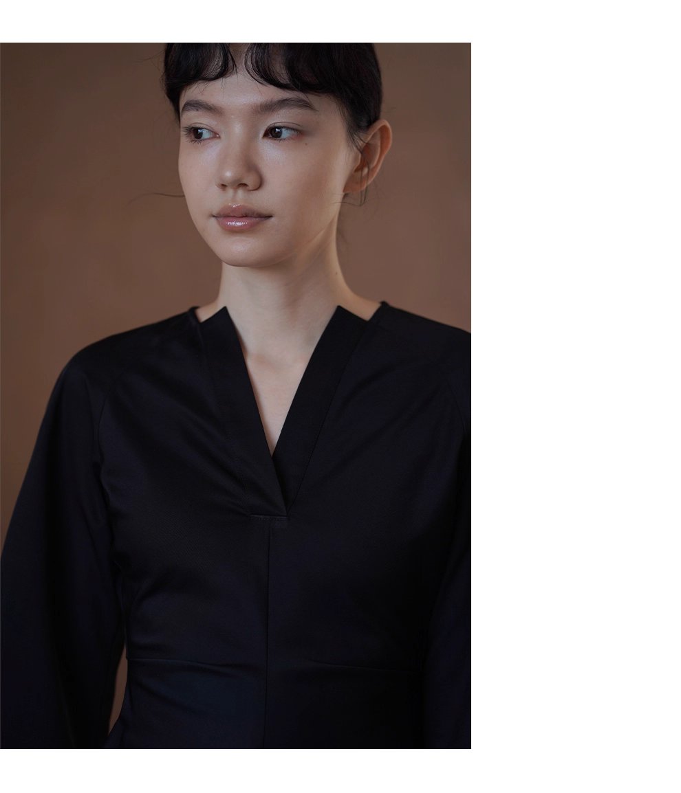 極簡廓形收腰剪裁寬鬆羊腿袖通勤短款顯瘦小個子洋裝