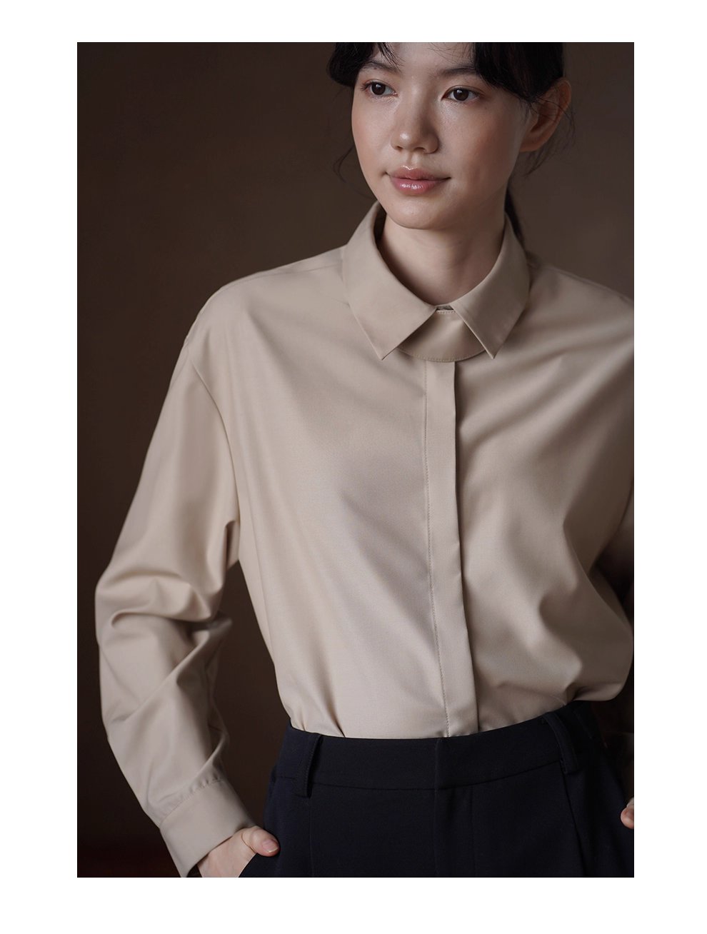 JI致英倫通勤簡約質感長袖襯衫寬鬆H型暗門襟設計上衣女,JI致英倫通勤簡約質感長袖襯衫寬鬆H型暗門襟設計上衣女,HBEW1123,JI致英倫通勤簡約質感長袖襯衫寬鬆H型暗門襟設計上衣女,可拆領袢,俐落有型