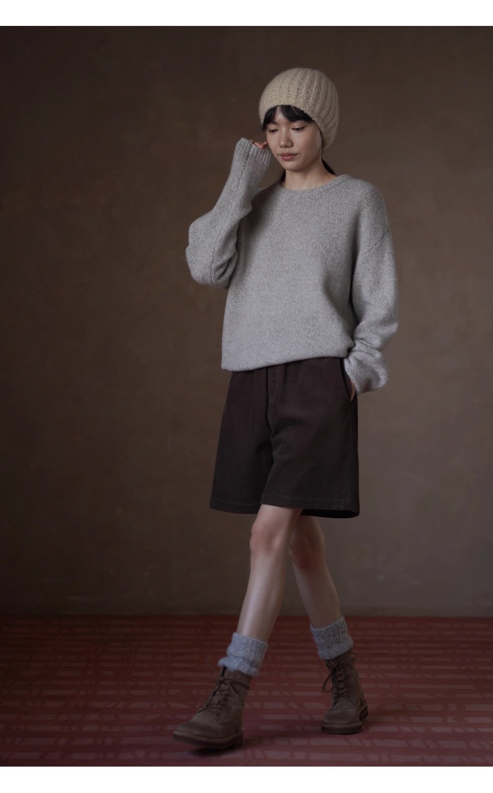 細膩如絲進口羊駝毛羊毛混紡柔軟蓬鬆圓領寬鬆顯瘦毛衣