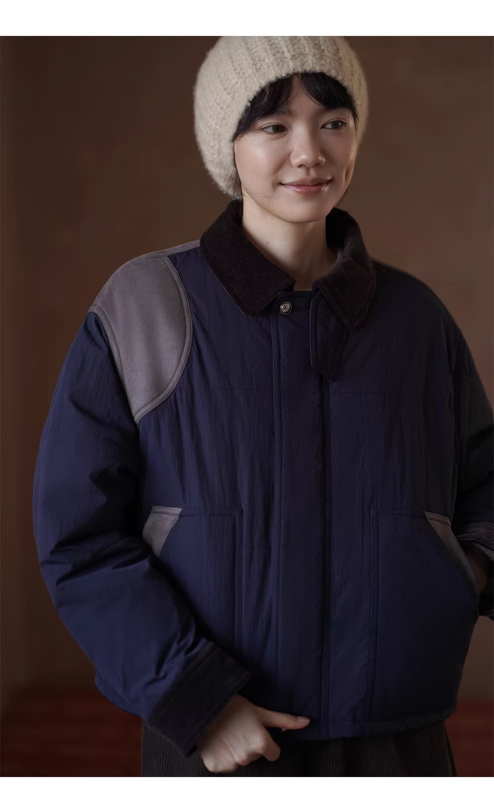 跳蚤市集復古撞色麂皮拼接燈芯絨翻領微寬鬆棉服短外套,跳蚤市集復古撞色麂皮拼接燈芯絨翻領微寬鬆棉服短外套,HBEW5101,跳蚤市集復古撞色麂皮拼接燈芯絨翻領微寬鬆棉服短外套,復古造型,保暖舒適