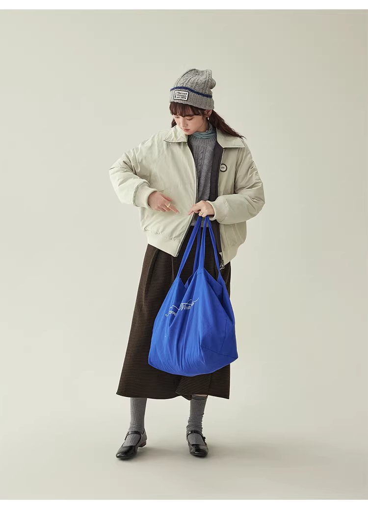 時尚雙面穿間棉絎繡外套女冬季新款百搭長袖上衣,時尚雙面穿間棉絎繡外套女冬季新款百搭長袖上衣,HBEW5104,時尚雙面穿間棉絎繡外套女冬季新款百搭長袖上衣,雙面穿,波浪車線