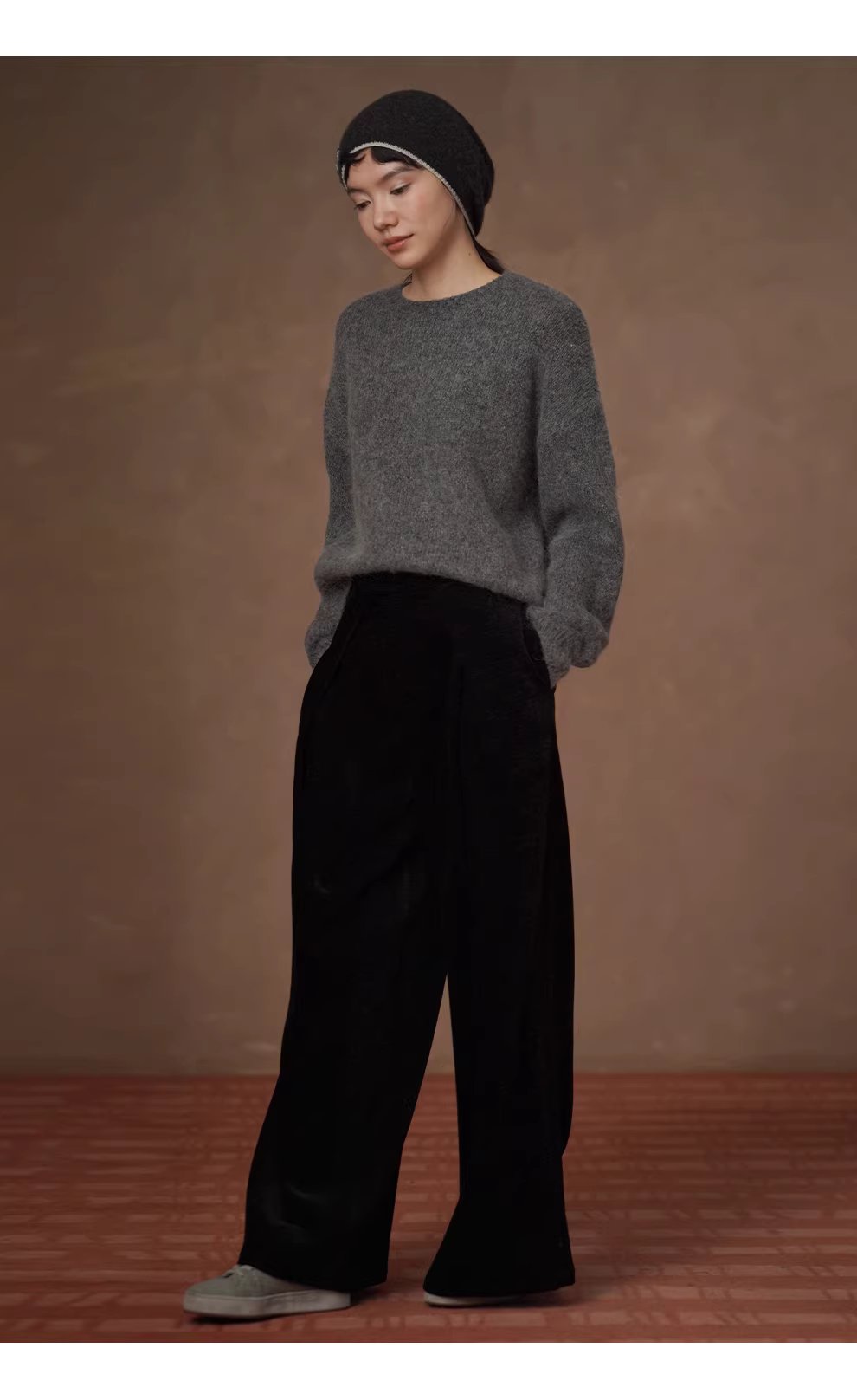 低調暗夜光澤品質絲絨長褲寬鬆顯瘦遮肉高腰通勤闊腿褲,低調暗夜光澤品質絲絨長褲寬鬆顯瘦遮肉高腰通勤闊腿褲,HBEW3053,低調暗夜光澤品質絲絨長褲寬鬆顯瘦遮肉高腰通勤闊腿褲,闊腿寬褲,不挑腿型