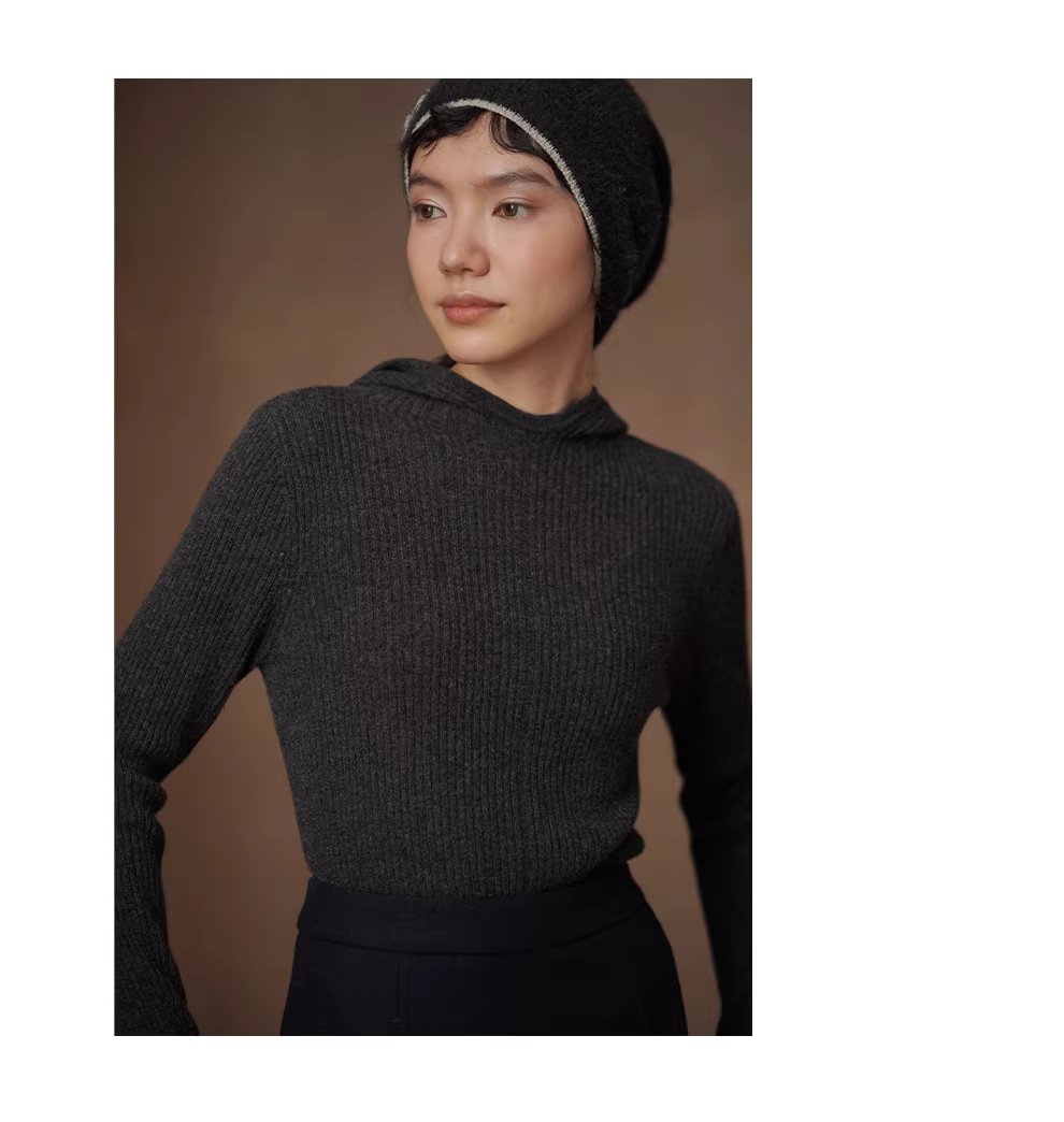 玲瓏顯瘦合身保暖100羊毛親膚蓬鬆連帽疊穿針織通勤上衣,玲瓏顯瘦合身保暖100羊毛親膚蓬鬆連帽疊穿針織通勤上衣,HBEW1176,玲瓏顯瘦合身保暖100羊毛親膚蓬鬆連帽疊穿針織通勤上衣,連帽上衣,羊毛100%