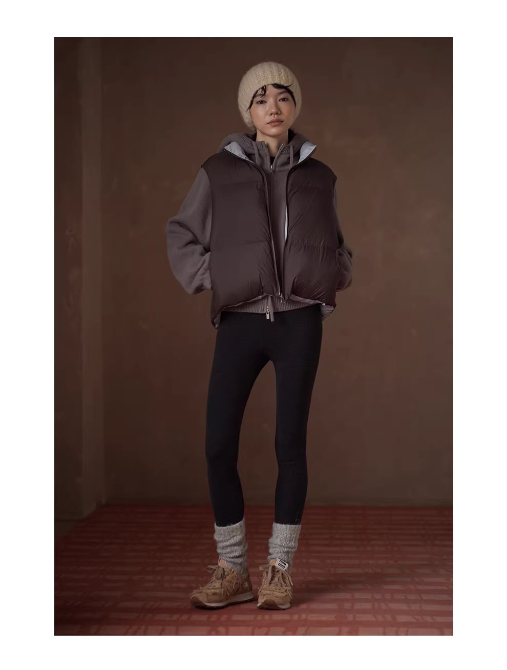 一衣多穿輕薄防風巧克力撞色蓬鬆疊穿短休閒棉服馬甲,一衣多穿輕薄防風巧克力撞色蓬鬆疊穿短休閒棉服馬甲,HBEW5119,一衣多穿輕薄防風巧克力撞色蓬鬆疊穿短休閒棉服馬甲,撞色拼接,蓬鬆輕盈