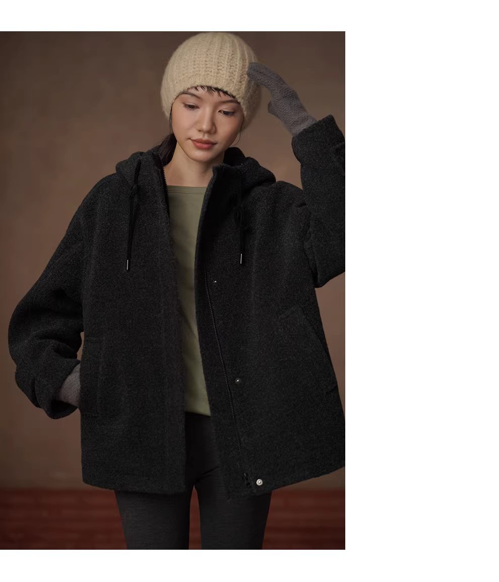 北歐風加厚保暖綿羊毛混紡呢料立體挺括連帽休閒外套女,北歐風加厚保暖綿羊毛混紡呢料立體挺括連帽休閒外套女,HBEW5122,北歐風加厚保暖綿羊毛混紡呢料立體挺括連帽休閒外套女,連帽立領,羊毛混紡