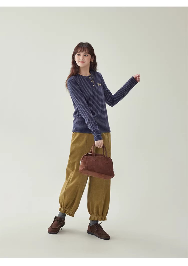 色織絨感繡花條紋T恤女冬新款寬鬆長袖內搭上衣,色織絨感繡花條紋T恤女冬新款寬鬆長袖內搭上衣,HBEW1194,色織絨感繡花條紋T恤女冬新款寬鬆長袖內搭上衣,條紋造型,絨感面料