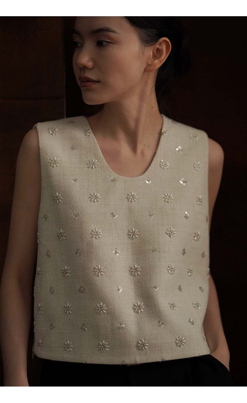 重磅手工釘珠無袖U領寬鬆貴氣千金氣質上衣顯瘦無袖背心,重磅手工釘珠無袖U領寬鬆貴氣千金氣質上衣顯瘦無袖背心,HBFS1109,重磅手工釘珠無袖U領寬鬆貴氣千金氣質上衣顯瘦無袖背心,小香名媛,亮片珠珠