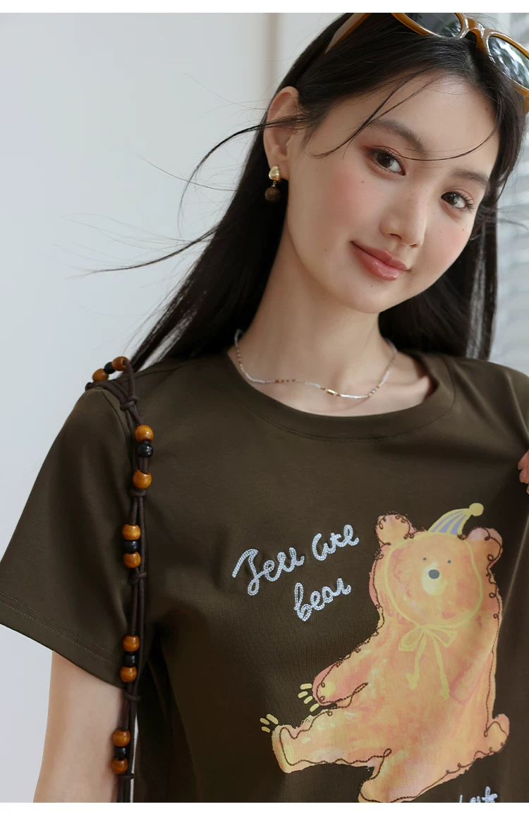大尺碼夏日短袖T恤女2026新款咖啡色小熊印花巨好看減齡上衣,大尺碼夏日短袖T恤女2026新款咖啡色小熊印花巨好看減齡上衣,HBFS1300,大尺碼夏日短袖T恤女2026新款咖啡色小熊印花巨好看減齡上衣,中大尺碼,童趣印花