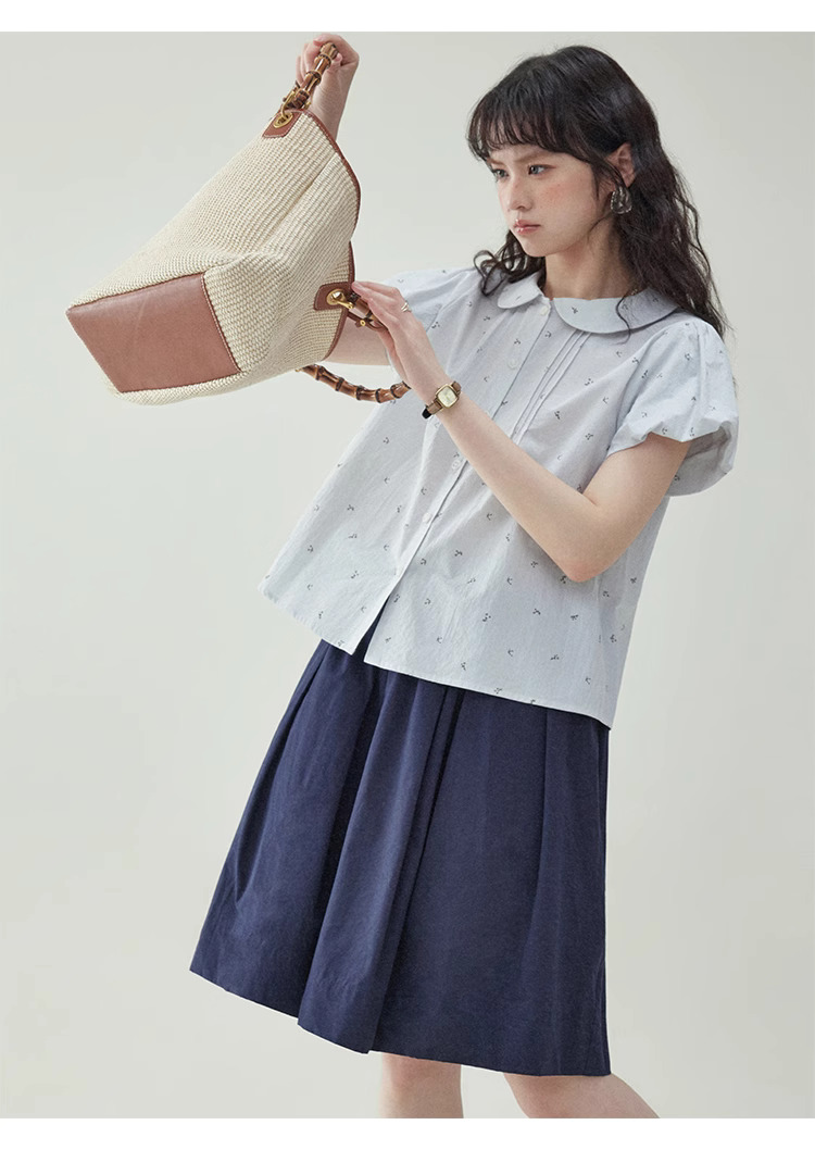 甜美泡泡袖純棉小花襯衫女夏季娃娃領單排扣上衣