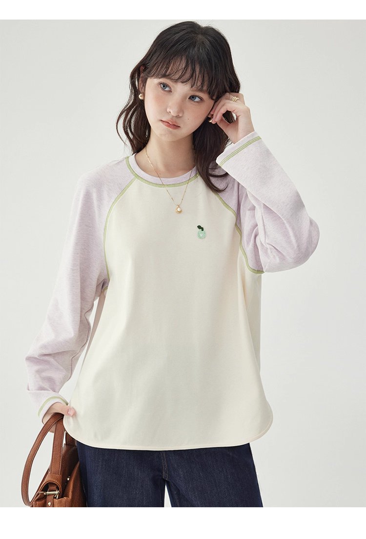 撞色插肩長袖側開叉T恤女秋季新款減齡刺繡上衣
