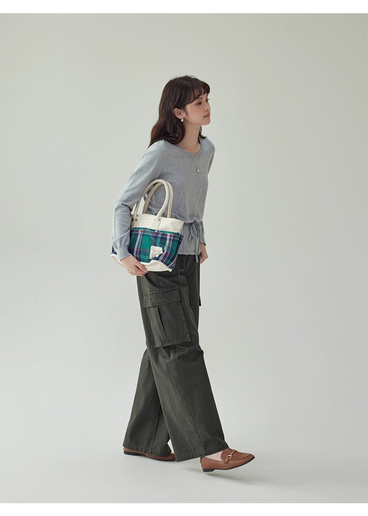 小眾抽繩提花下擺針織衫女秋季新款長袖內搭上衣,小眾抽繩提花下擺針織衫女秋季新款長袖內搭上衣,HBEW1094,小眾抽繩提花下擺針織衫女秋季新款長袖內搭上衣,簡約大方,抽繩衣襬