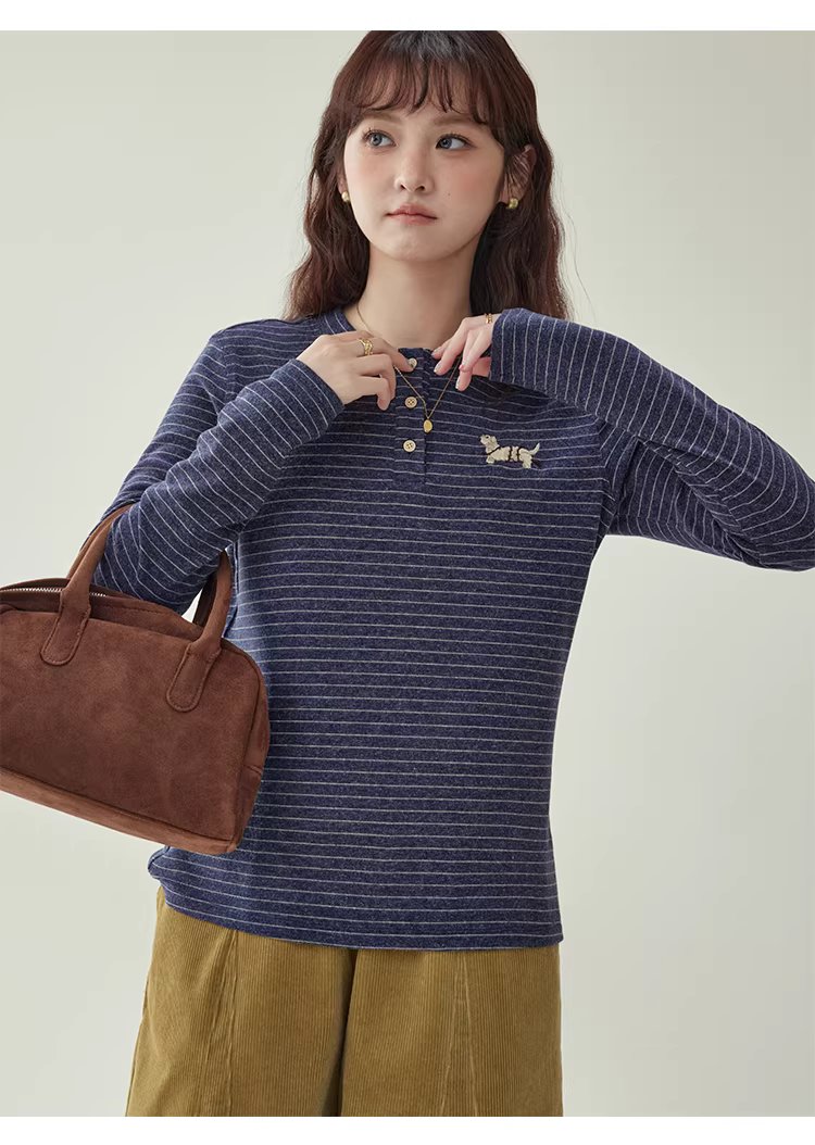 色織絨感繡花條紋T恤女冬新款寬鬆長袖內搭上衣,色織絨感繡花條紋T恤女冬新款寬鬆長袖內搭上衣,HBEW1194,色織絨感繡花條紋T恤女冬新款寬鬆長袖內搭上衣,條紋造型,絨感面料