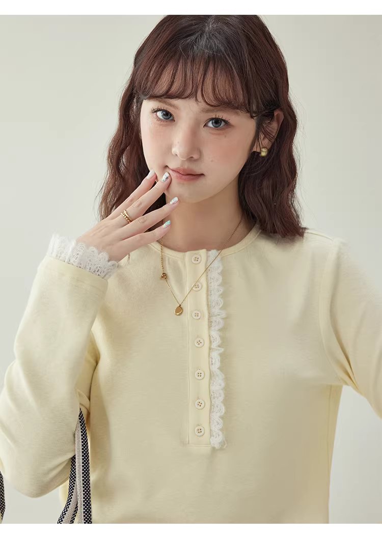 蕾絲拼接半開扣T恤女冬季新款純色打底長袖上衣,蕾絲拼接半開扣T恤女冬季新款純色打底長袖上衣,HBEW1199,蕾絲拼接半開扣T恤女冬季新款純色打底長袖上衣,蕾絲拼接,修身版型