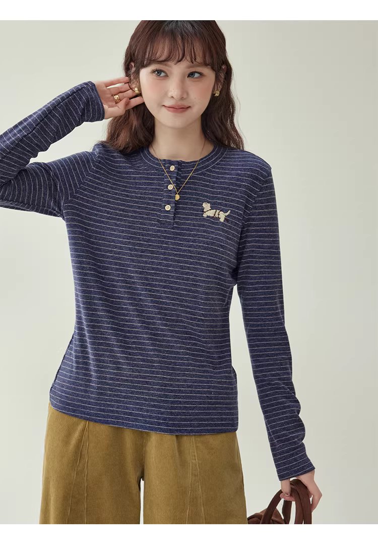 色織絨感繡花條紋T恤女冬新款寬鬆長袖內搭上衣,色織絨感繡花條紋T恤女冬新款寬鬆長袖內搭上衣,HBEW1194,色織絨感繡花條紋T恤女冬新款寬鬆長袖內搭上衣,條紋造型,絨感面料