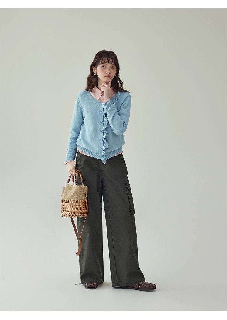 設計感木耳邊連結針織衫女秋季新款純棉長袖上衣,設計感木耳邊連結針織衫女秋季新款純棉長袖上衣,HBEW1096,設計感木耳邊連結針織衫女秋季新款純棉長袖上衣,圓領排扣,全棉面料