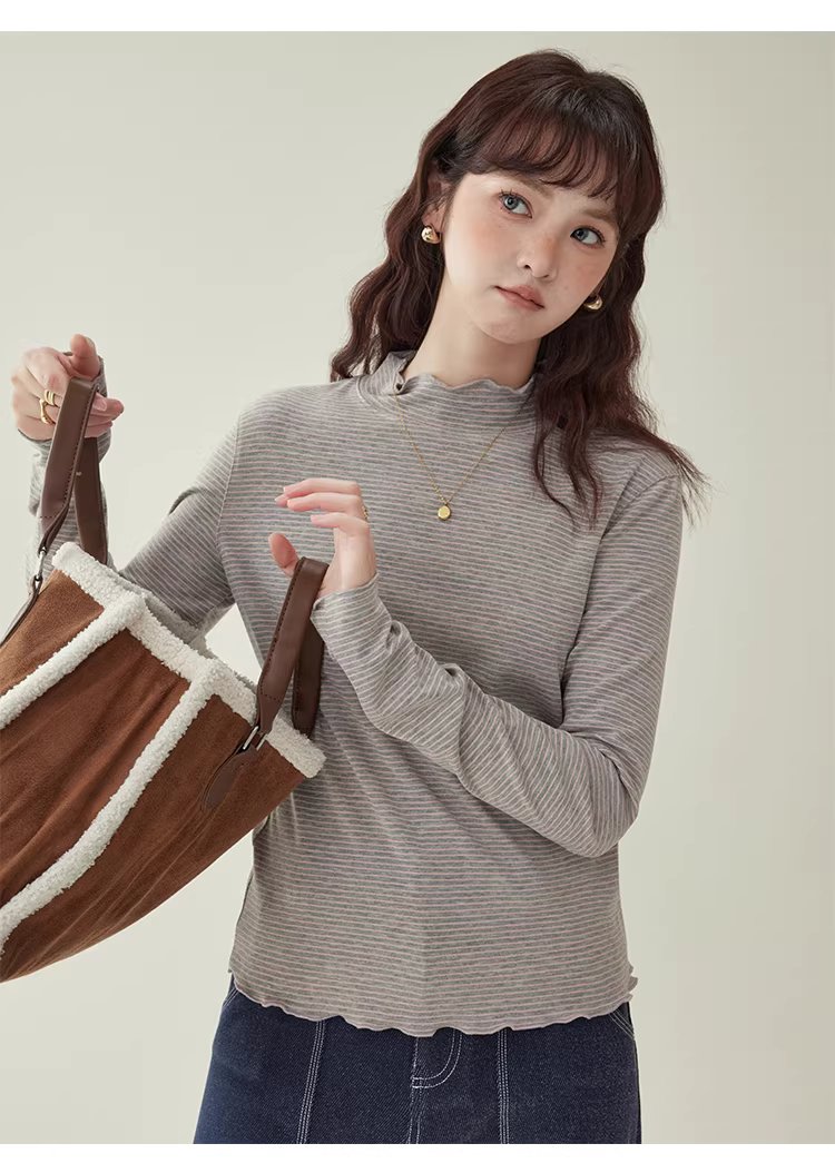 花邊半高領內搭T恤女冬季新款百搭條紋長袖上衣,花邊半高領內搭T恤女冬季新款百搭條紋長袖上衣,HBEW1153,花邊半高領內搭T恤女冬季新款百搭條紋長袖上衣,木耳邊,條紋造型