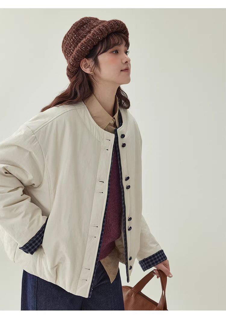 撞色單排扣落肩長袖保暖棉服外套女冬季寬鬆圓領上衣,撞色單排扣落肩長袖保暖棉服外套女冬季寬鬆圓領上衣,HBEW5129,撞色單排扣落肩長袖保暖棉服外套女冬季寬鬆圓領上衣,圓領排扣,格紋拼接