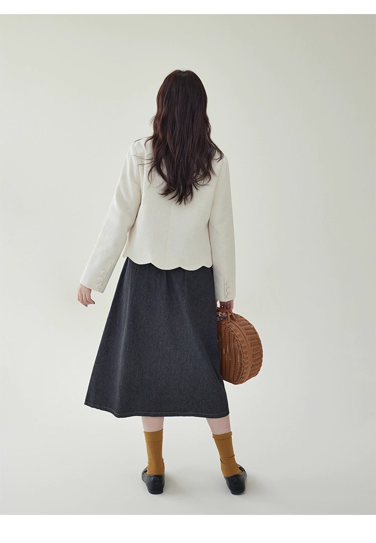 小香風純色單排扣短外套女秋新款波浪擺長袖上衣