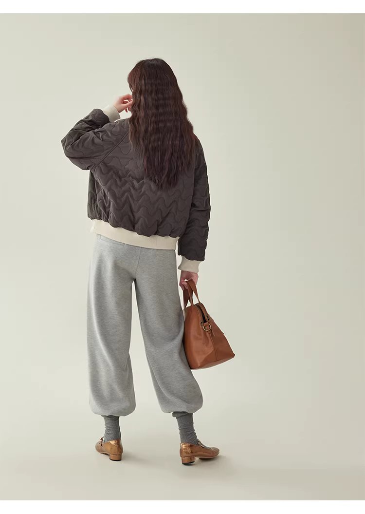 時尚雙面穿間棉絎繡外套女冬季新款百搭長袖上衣,時尚雙面穿間棉絎繡外套女冬季新款百搭長袖上衣,HBEW5104,時尚雙面穿間棉絎繡外套女冬季新款百搭長袖上衣,雙面穿,波浪車線