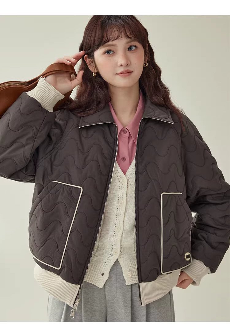 時尚雙面穿間棉絎繡外套女冬季新款百搭長袖上衣,時尚雙面穿間棉絎繡外套女冬季新款百搭長袖上衣,HBEW5104,時尚雙面穿間棉絎繡外套女冬季新款百搭長袖上衣,雙面穿,波浪車線