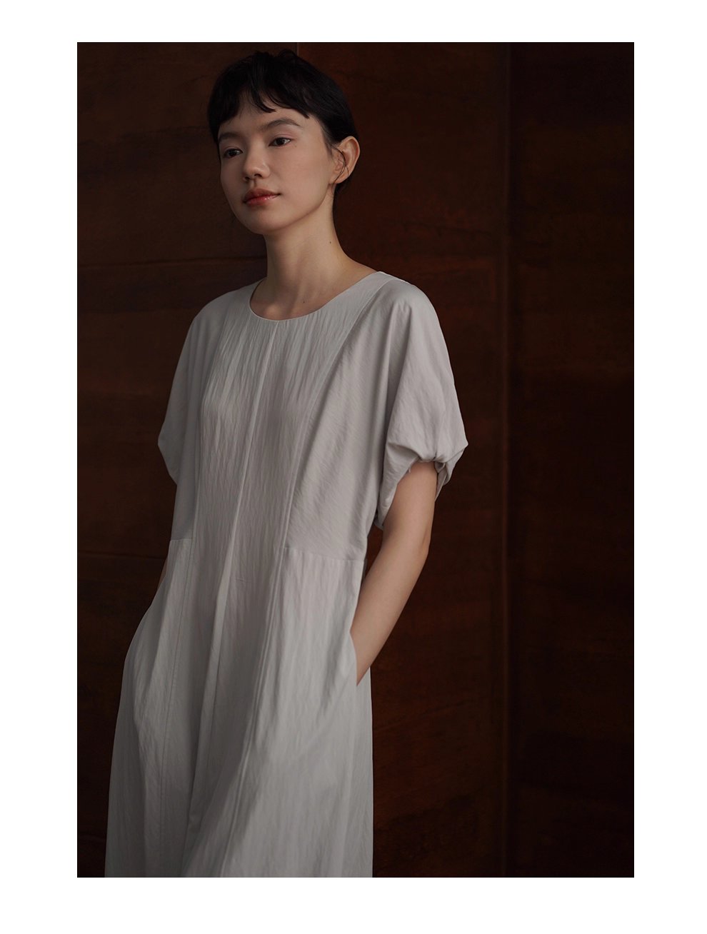 詩意菸沙淡人洋裝寬鬆短袖顯瘦分割圓領通勤垂感裙子