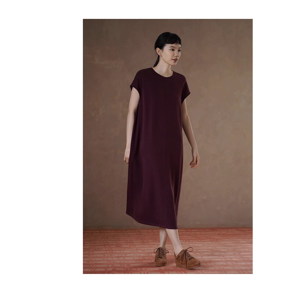 桑葚莊園超正顯白軟糯空氣感圓領直筒顯瘦寬鬆長洋裝