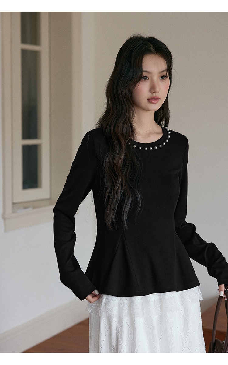 大尺碼黑色長袖T桖女秋季內搭釘珠打底衫