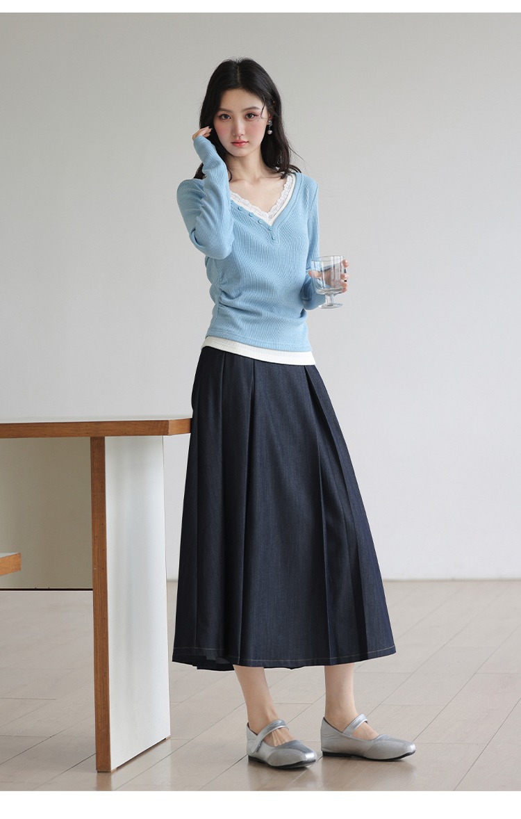 大尺碼蕾絲拼接V領針織衫女秋裝假兩件上衣