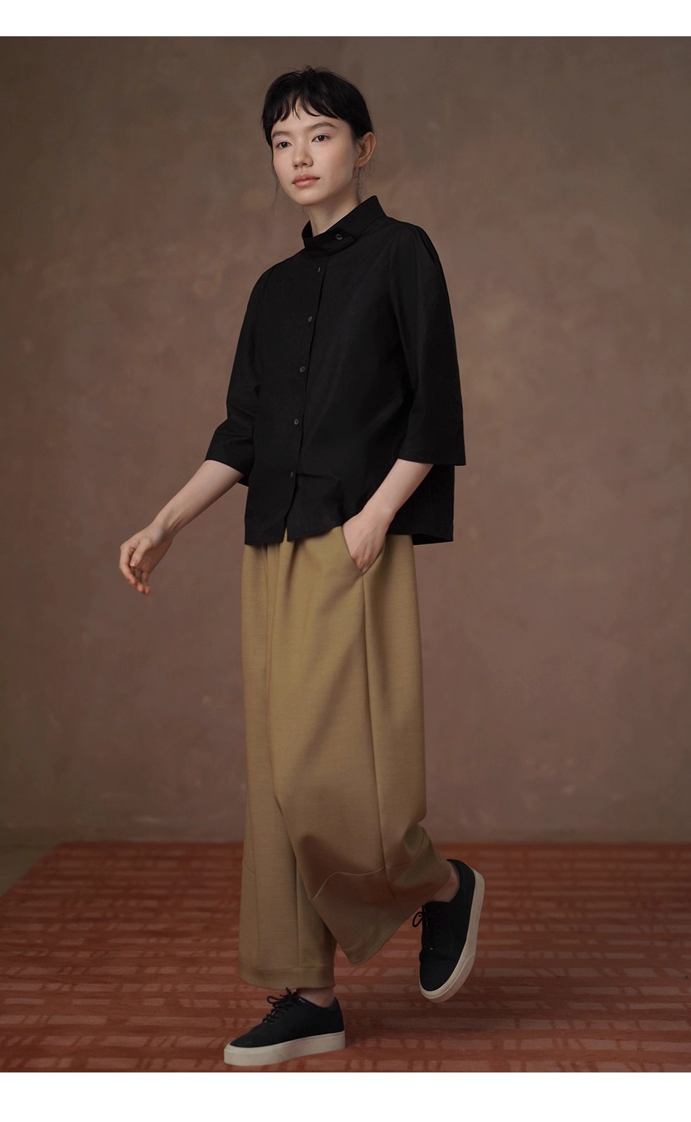 立裁版型挺括親膚萊賽爾棉上衣立領半袖通勤顯瘦襯衫女