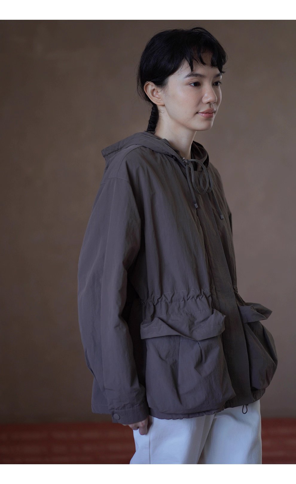 假期健行立體口袋設計抽繩收腰連帽寬鬆顯瘦沖風外套女