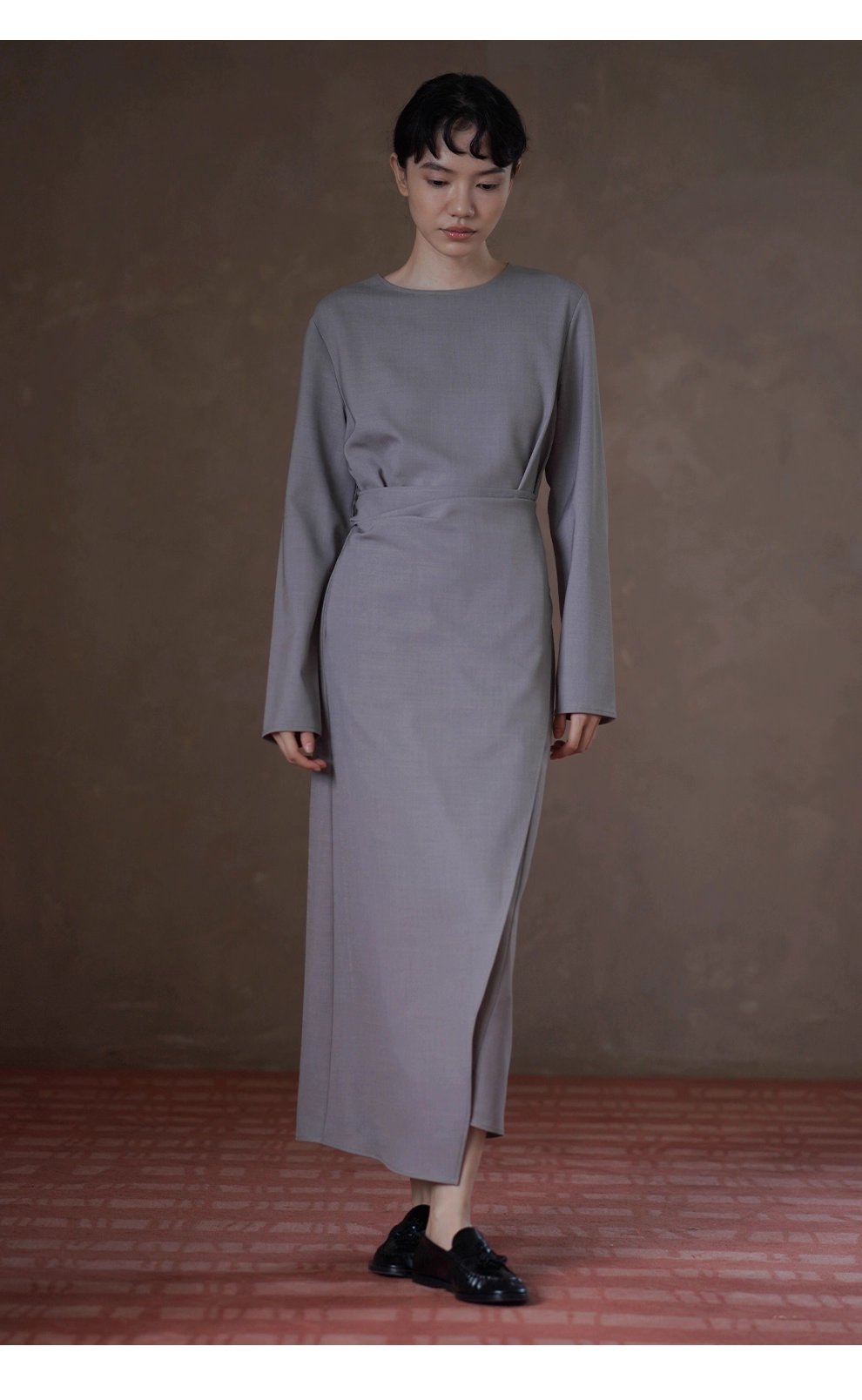 優雅認證高品質TR料簡約圍裹式綁帶收腰長顯瘦洋裝