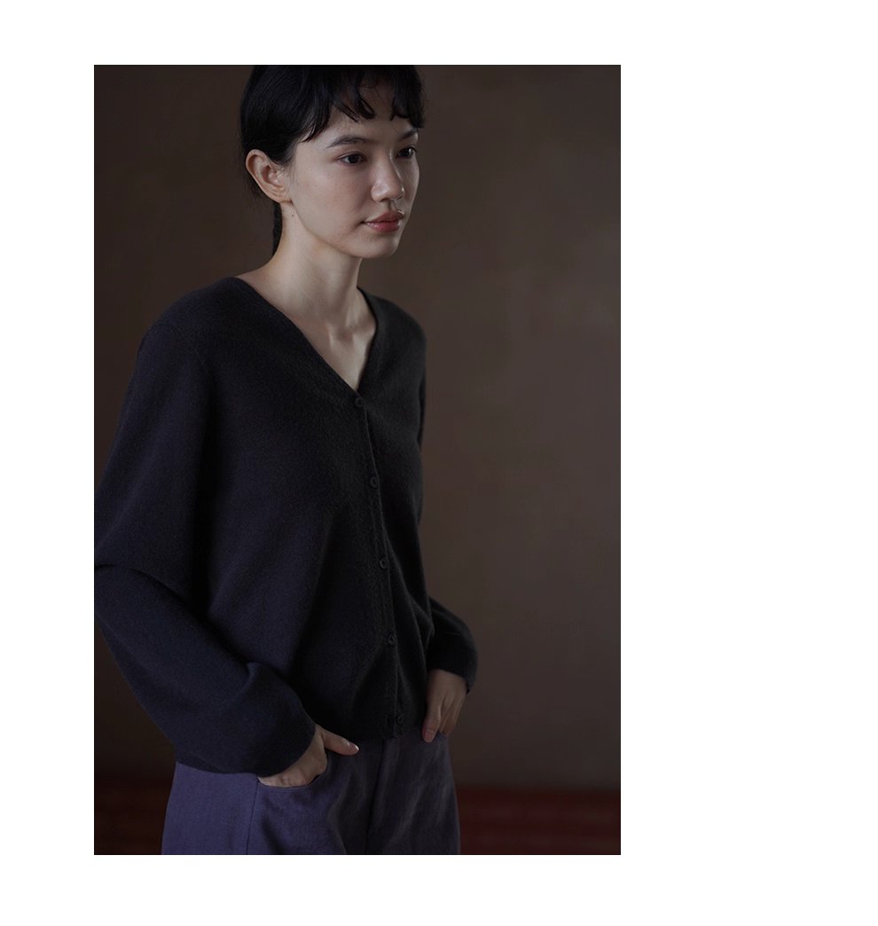 內外兼修蓬鬆軟糯100綿羊毛寬鬆V領顯瘦針織通勤外套女