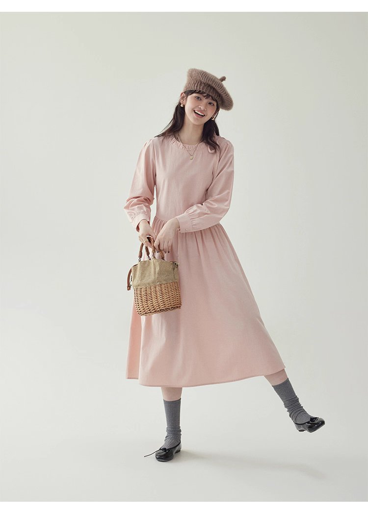 法式繫帶圓領粉紅洋裝女秋新款長袖a字中長裙