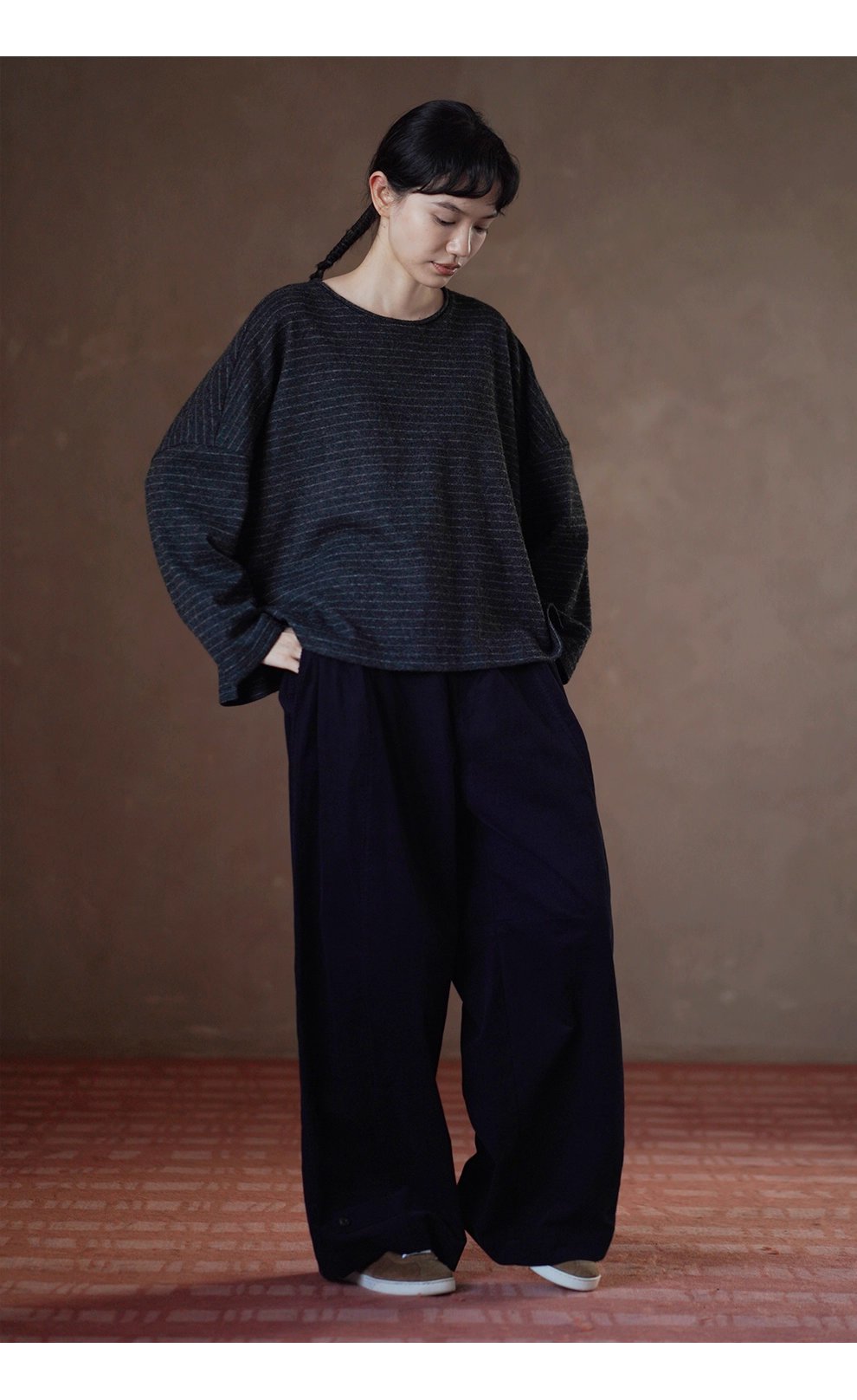 圖紙黑灰白條紋長袖軟糯羊毛混紡基礎寬鬆落肩顯瘦T恤女