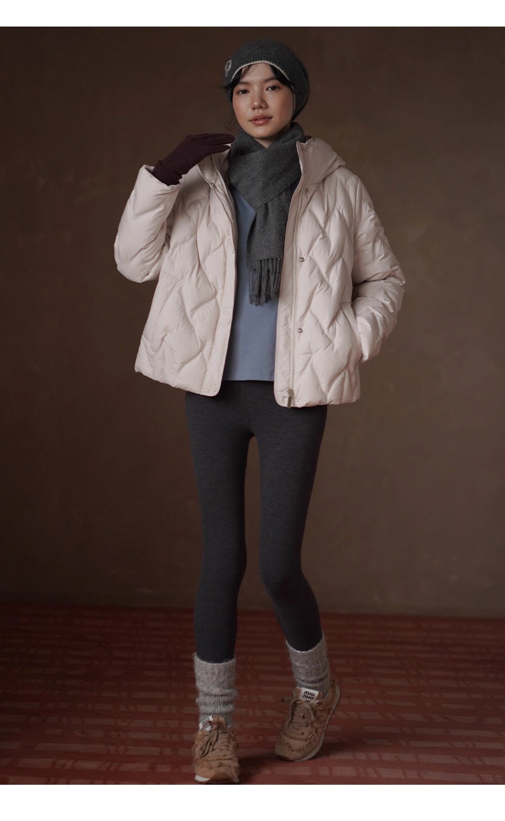 高密仿鑽絨人字紋絎線新國標90白鴨絨連帽短款羽絨衣女