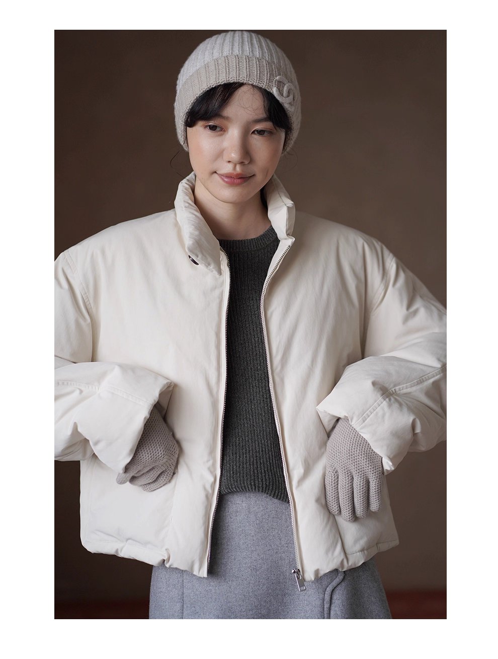 高品質高密防風羽絨衣立領保暖短款新國標90白鴨絨外套,高品質高密防風羽絨衣立領保暖短款新國標90白鴨絨外套,HBEW5098,高品質高密防風羽絨衣立領保暖短款新國標90白鴨絨外套,立領防風,白鴨絨