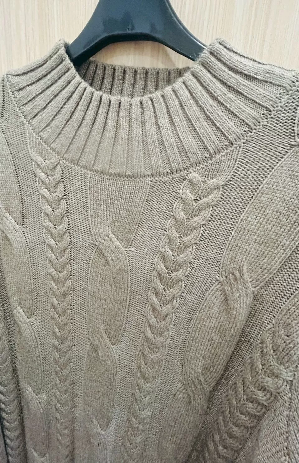 配大衣毛衣裙半高領長袖內搭中長款打底過膝針織連身裙,配大衣毛衣裙半高領長袖內搭中長款打底過膝針織連身裙,5W167001,配大衣毛衣裙半高領長袖內搭中長款打底過膝針織連身裙,簡約質感,半高領子