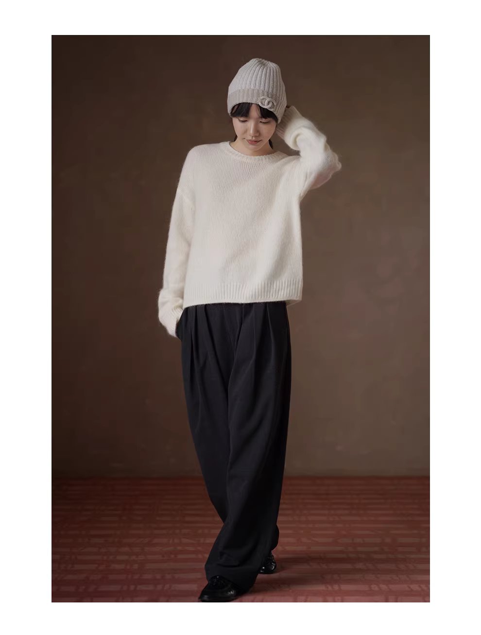 雪落的聲音羊駝絨羊毛馬海毛混紡柔軟蓬鬆寬鬆圓領毛衣,雪落的聲音羊駝絨羊毛馬海毛混紡柔軟蓬鬆寬鬆圓領毛衣,HBEW1138,雪落的聲音羊駝絨羊毛馬海毛混紡柔軟蓬鬆寬鬆圓領毛衣,簡約質感,羊毛混紡