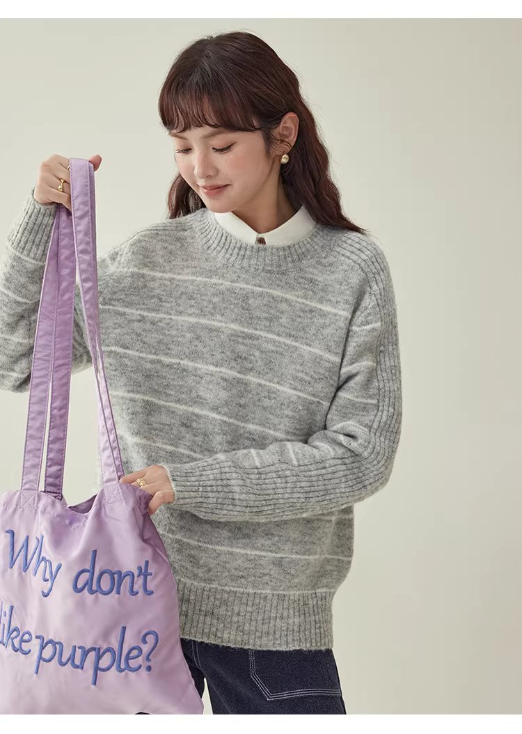 日繫條紋長袖羊毛絨毛衣女冬季新款通勤寬鬆上衣,日繫條紋長袖羊毛絨毛衣女冬季新款通勤寬鬆上衣,HBEW1158,日繫條紋長袖羊毛絨毛衣女冬季新款通勤寬鬆上衣,日系清新,羊毛混紡