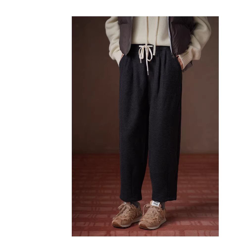 直筒微收肌理感花灰緊高腰抽繩顯瘦休閒舒適運動長褲,直筒微收肌理感花灰緊高腰抽繩顯瘦休閒舒適運動長褲,HBEW3057,直筒微收肌理感花灰緊高腰抽繩顯瘦休閒舒適運動長褲,抽繩鬆緊,保暖舒適