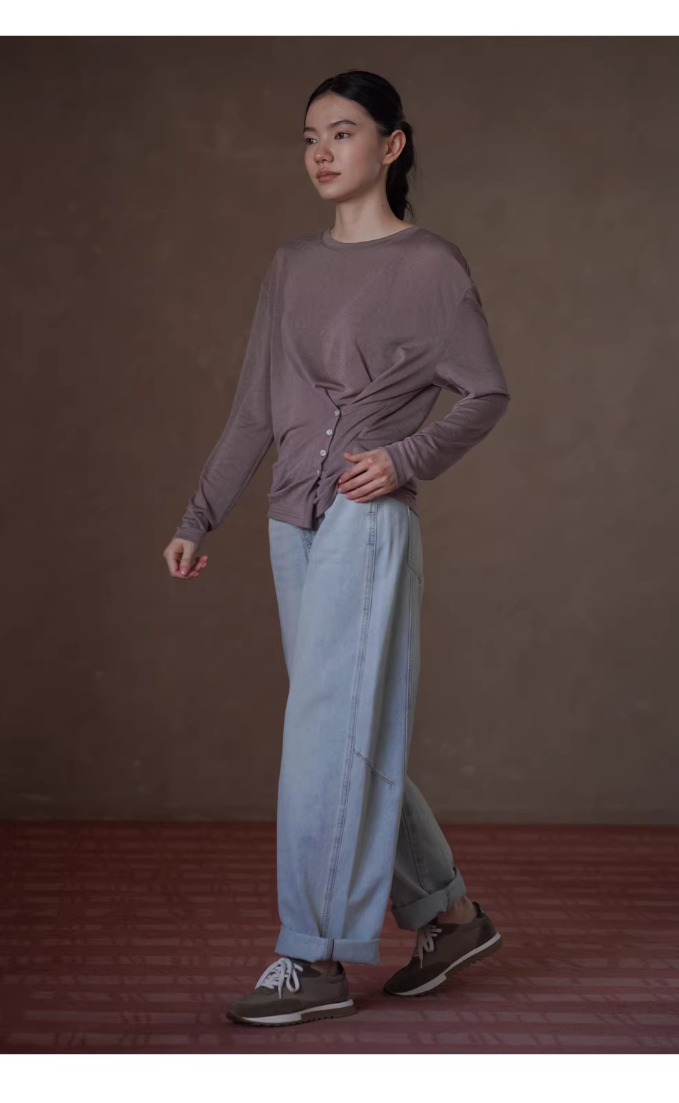 霧感夏意透氣涼爽萊賽爾混紡長袖T恤紐扣收腰顯瘦上衣女,霧感夏意透氣涼爽萊賽爾混紡長袖T恤紐扣收腰顯瘦上衣女,HBFS1078,霧感夏意透氣涼爽萊賽爾混紡長袖T恤紐扣收腰顯瘦上衣女,鈕扣收腰,舒適透氣